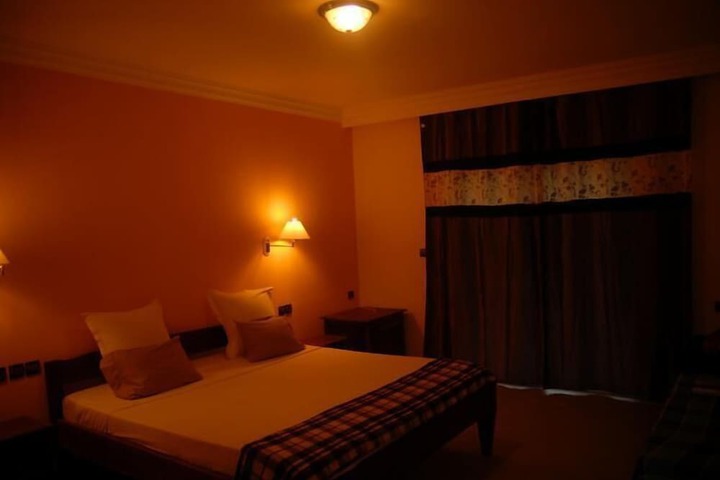 Room 8 of 54