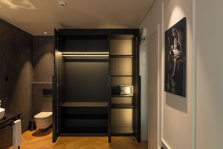 Room 40 of 58