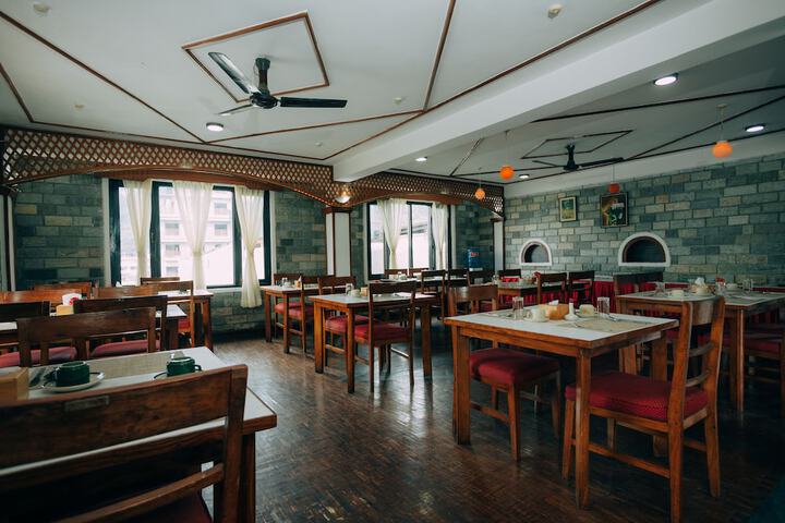 Dining 71 of 157