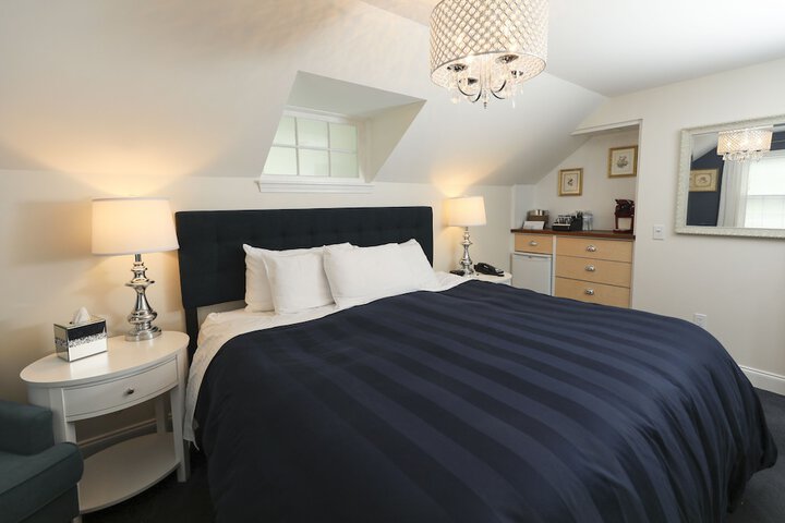 1 King Bed (39 of 65)