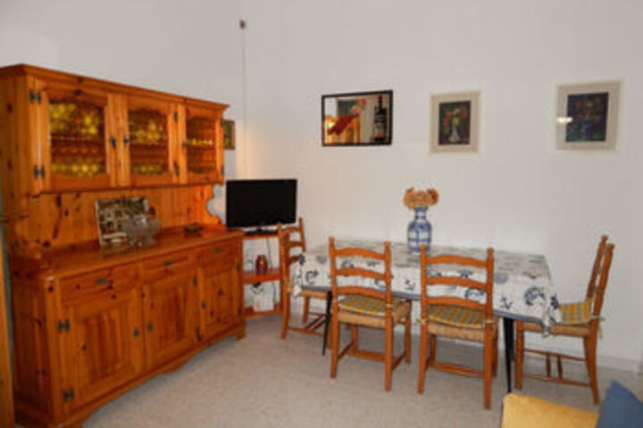 Room 16 of 22