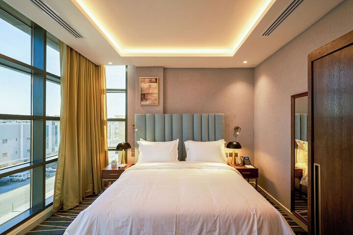 Room 29 of 77