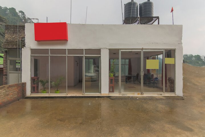 OYO 23584 Ivy Resort