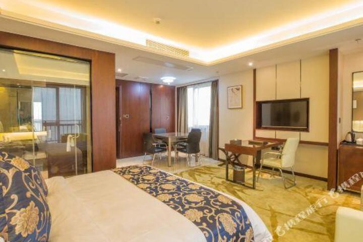 Wanbo InterContinental Hotel (Jian Railway Station)
