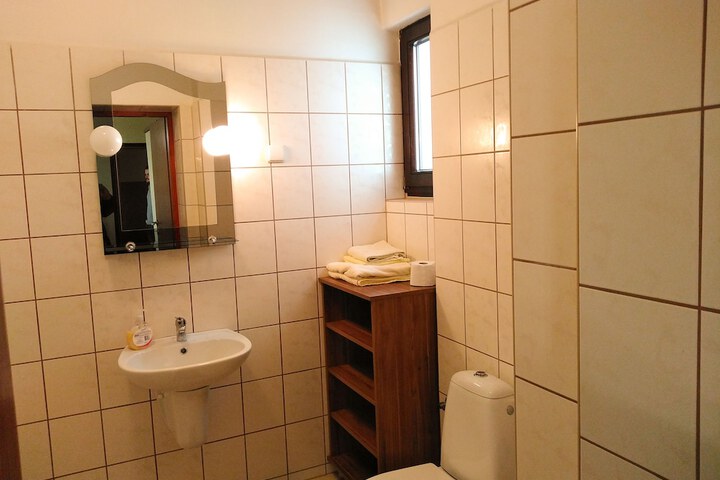 Room 13 of 26