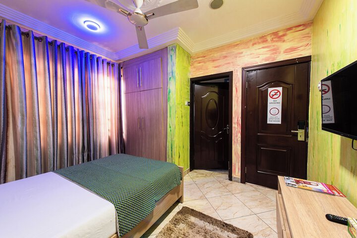 Room 29 of 130