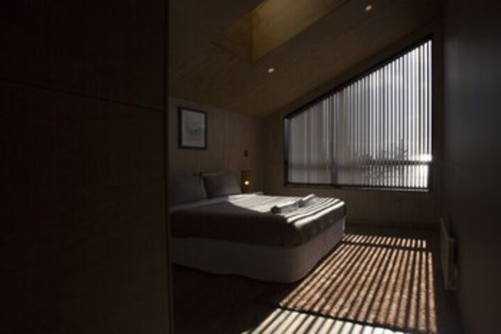 Room 30 of 37