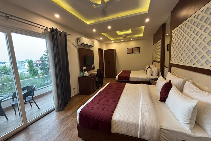 Room 14 of 20