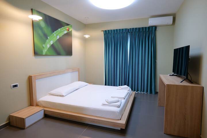 Room 47 of 108