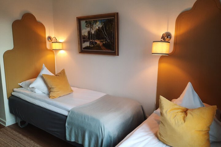 Room 25 of 50