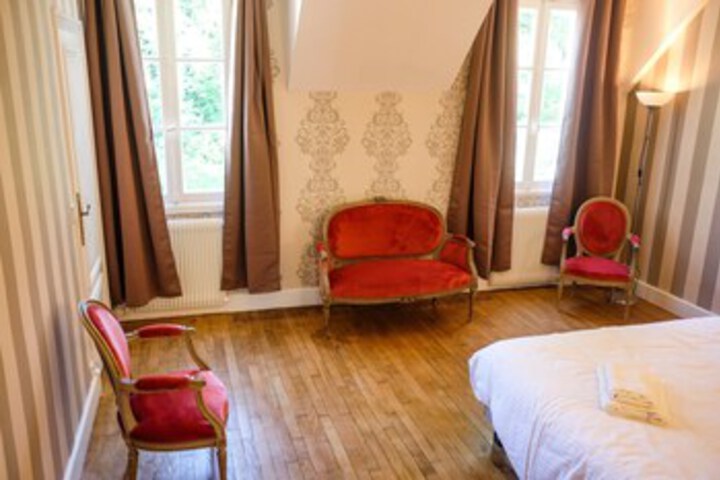 Room 43 of 60