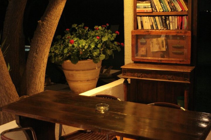 Dining 45 of 65