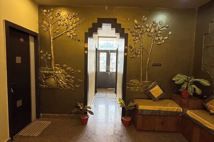 Hotel Interior 7 of 44
