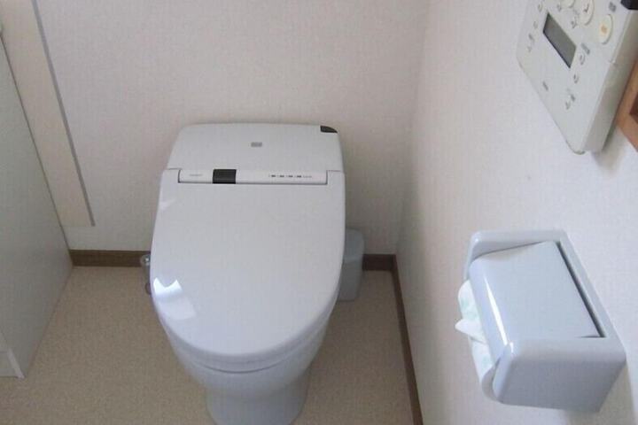 Room 16 of 25