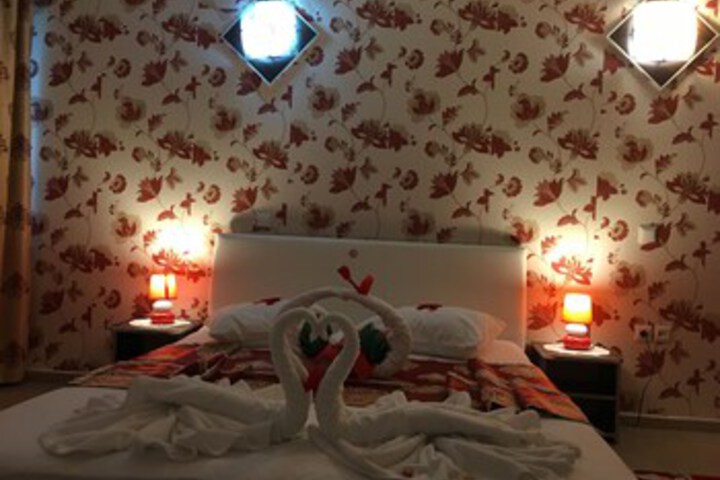 Room 121 of 123