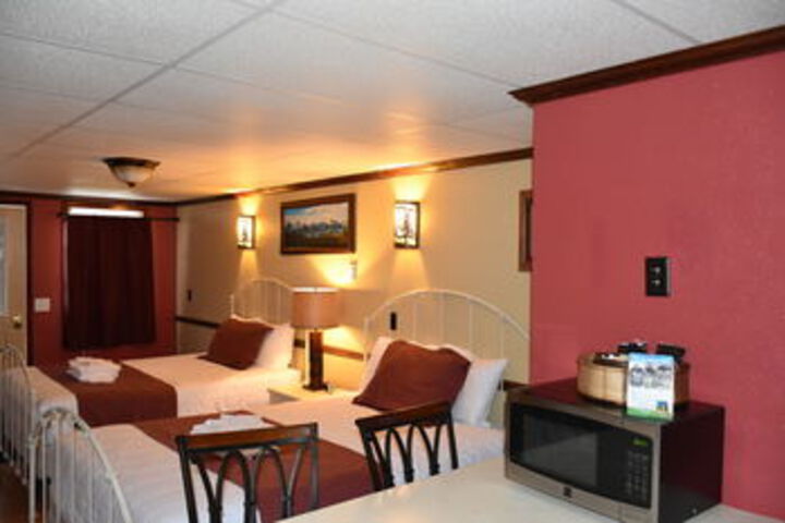 Room 21 of 34