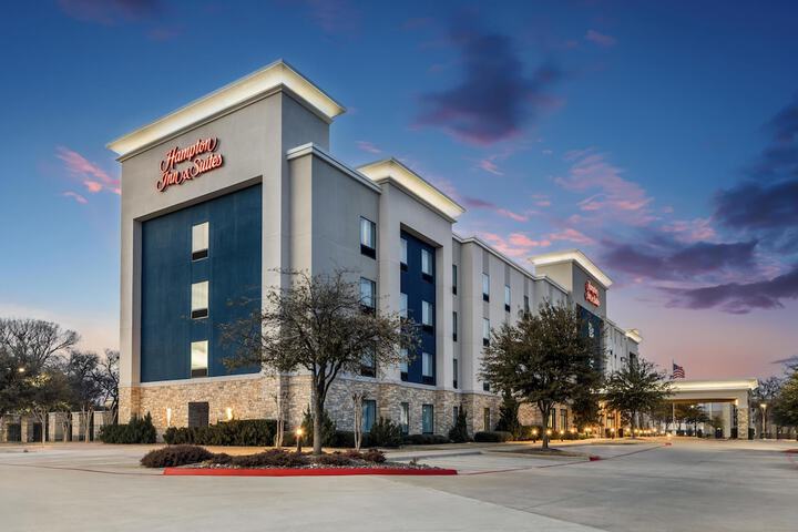 Hotel 64 of 66