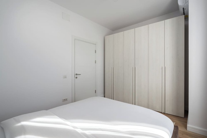 Room 30 of 355