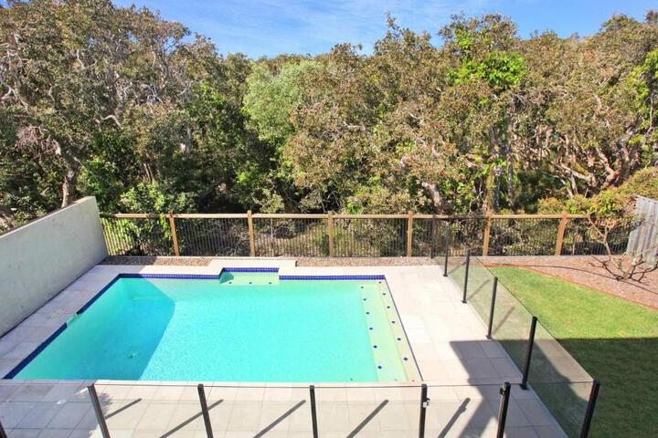 General 24 of 28