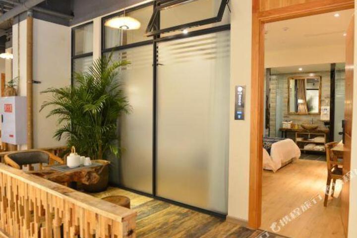 Puqi Nanting Garden Hotel