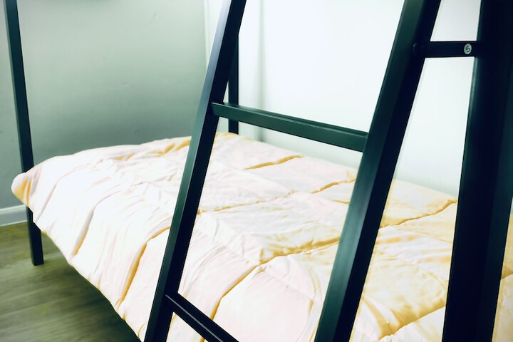 Room 3 of 9