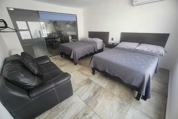Room 20 of 140