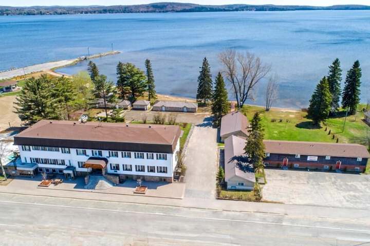 Property Grounds 32 of 58