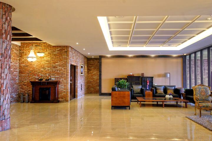 Hotel Interior 11 of 38