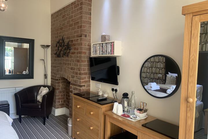 Room 13 of 65