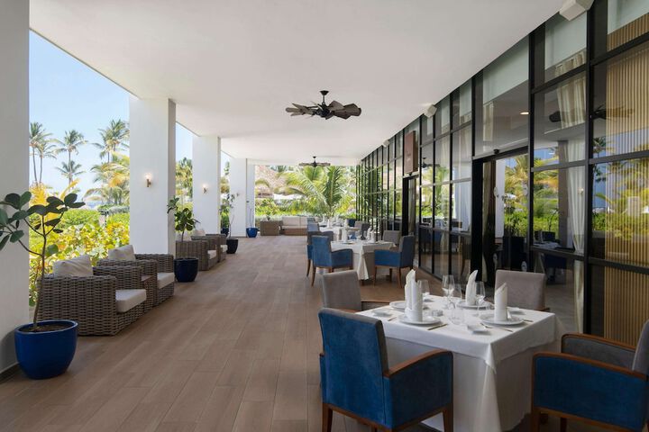 Dining 205 of 259