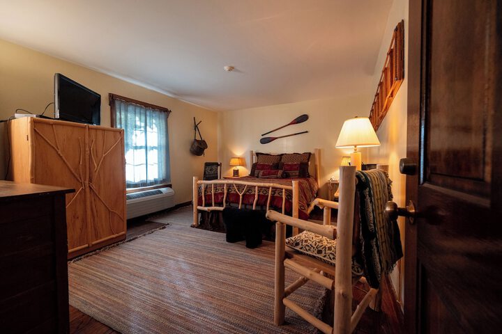 Room 5 of 22