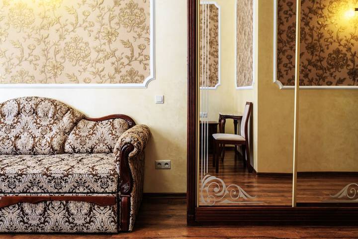Room 29 of 53