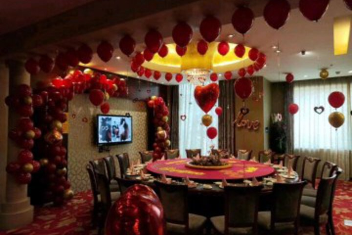 Lvliang Oriental Lily Hotel