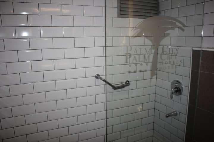 Room 14 of 24