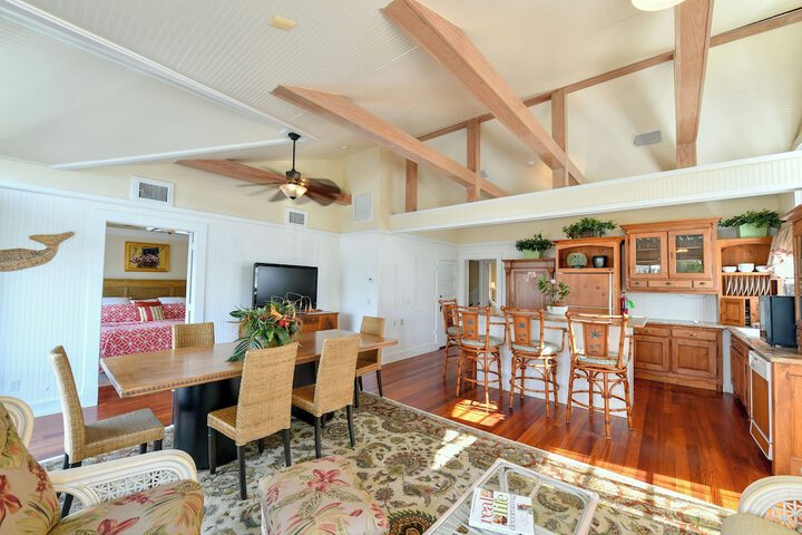 Hotel Interior 246 of 286