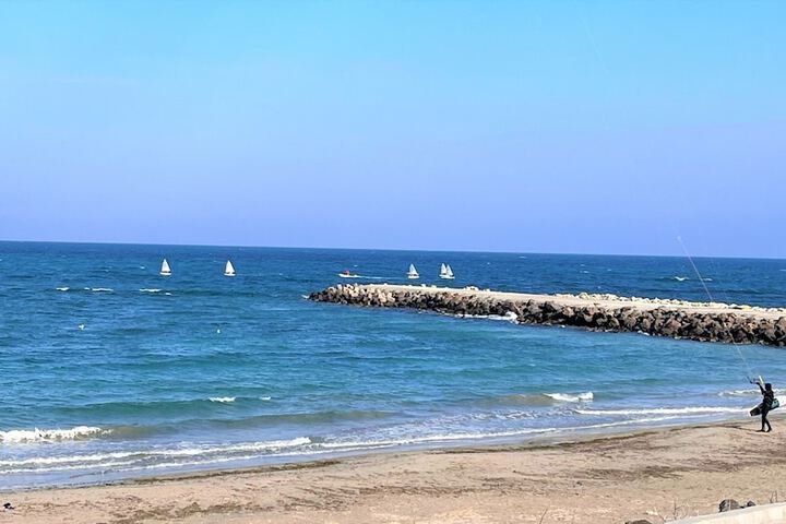 Beach 77 of 78