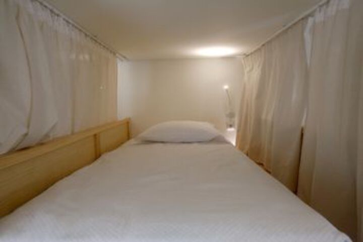 Room 26 of 119