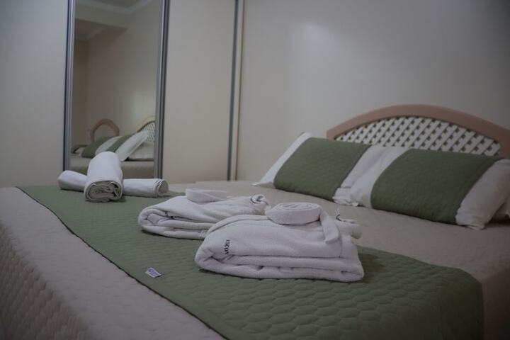 Room 7 of 127