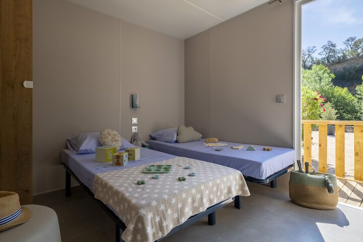 Room 22 of 120