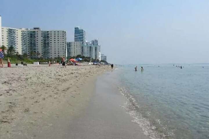 Beach 32 of 51