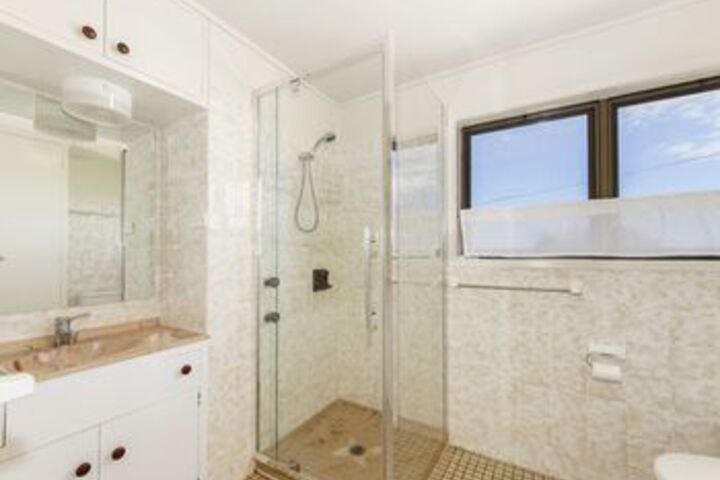 Room 2 of 12