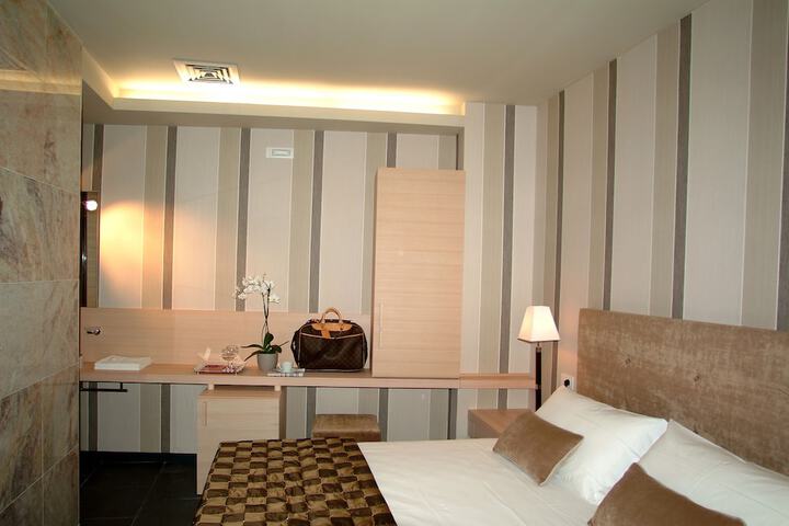Room 18 of 54
