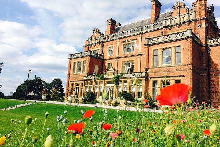 Rossington Hall