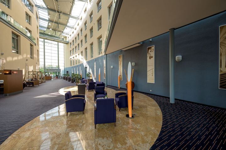 Guest Lobby