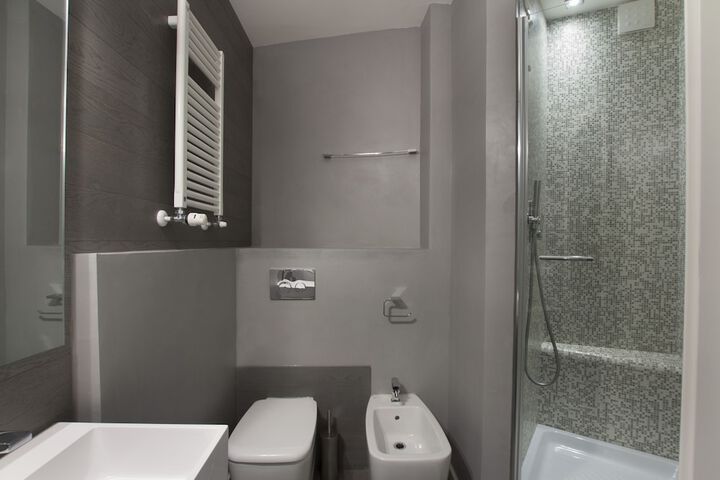 Room 16 of 30