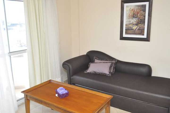 Room 13 of 21