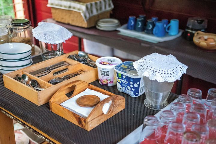 Breakfast/Coffee Service 330 of 442