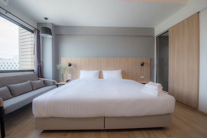 Room 29 of 157