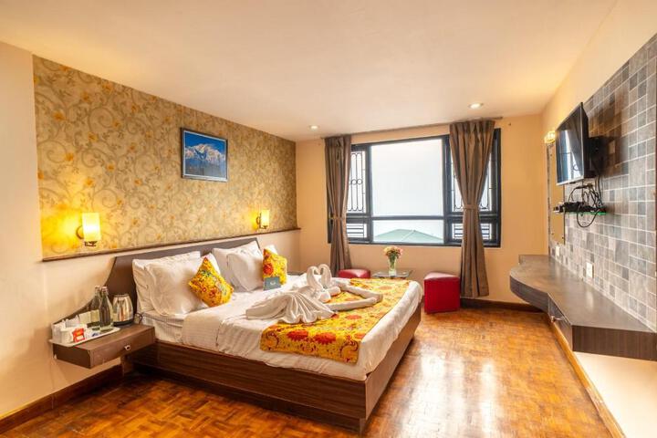 Muscatel Fairmont – 100 Mts from Mall Road