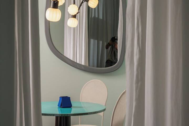 Room 20 of 85